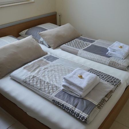 Apartment Meerfeld Дуйсбург Екстериор снимка