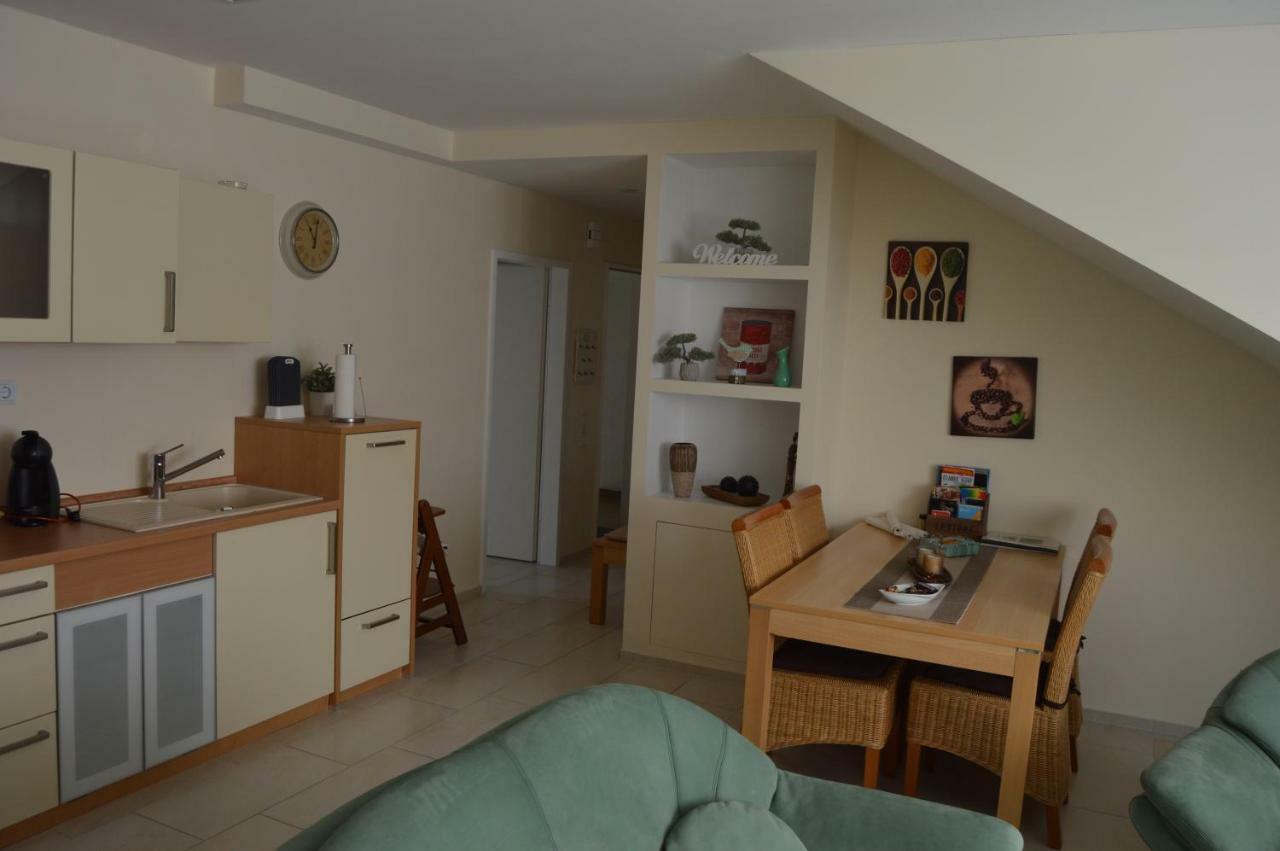 Apartment Meerfeld Дуйсбург Екстериор снимка