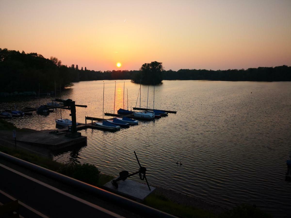 Apartment Meerfeld Дуйсбург Екстериор снимка